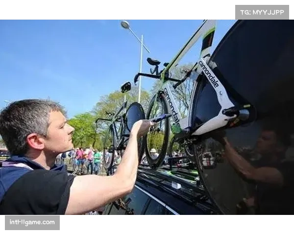 环意赛事总监重申对车迷安全的重视，将严惩向车手投掷物品行为